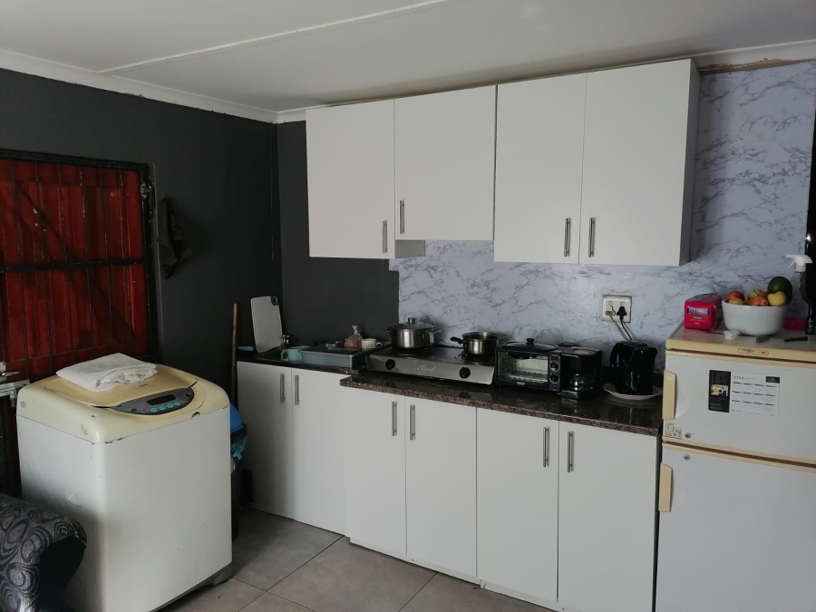 2 Bedroom Property for Sale in Forest Village Western Cape